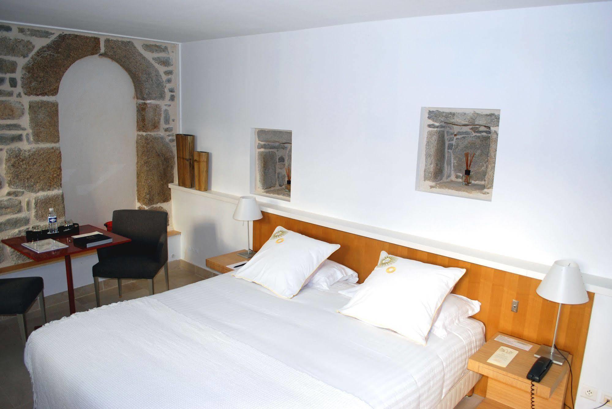 Le Temps De Vivre Hotel